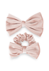 Trisa Fashion Samtscrunchie und Samtmasche auf Haarclip 15 cm rosa