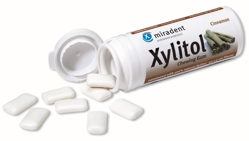 Miradent Xylitol Zimt Zahnpflegekaugummi, Dose  30 Stk.